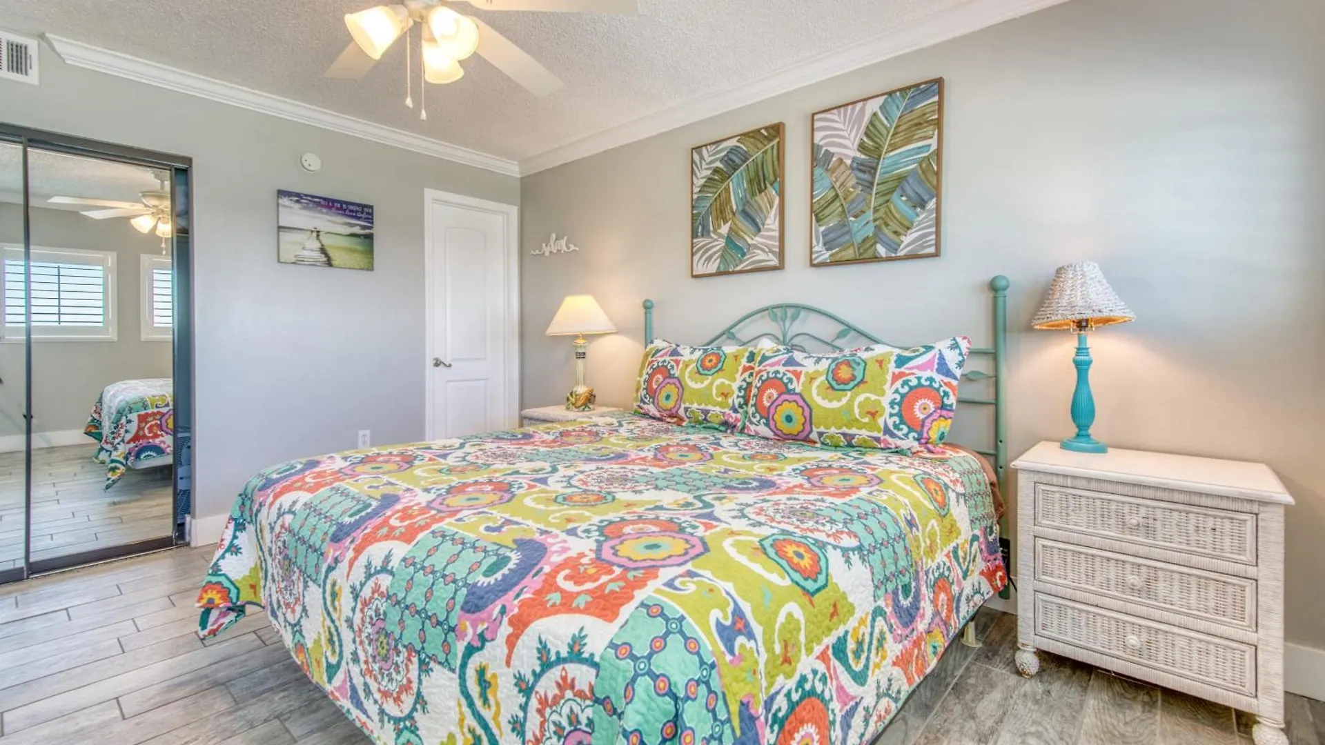 Beach House Condominiums B502 - Beachfront With Pool, Wifi, & Beach Service Destin 0*,  United States